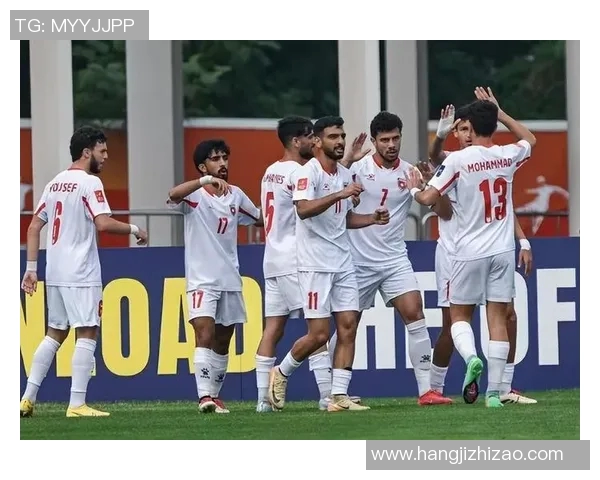 国足与伊拉克激战正酣现场直播全程回顾与精彩瞬间分析